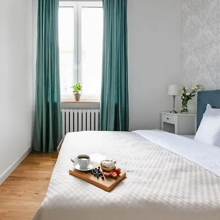 Apartment Oomph Supreme Warschau