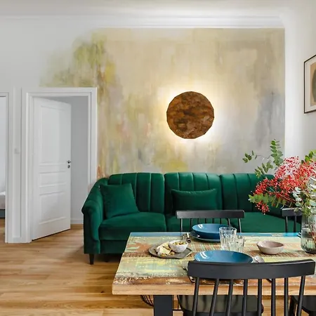 Oomph Supreme * 华沙