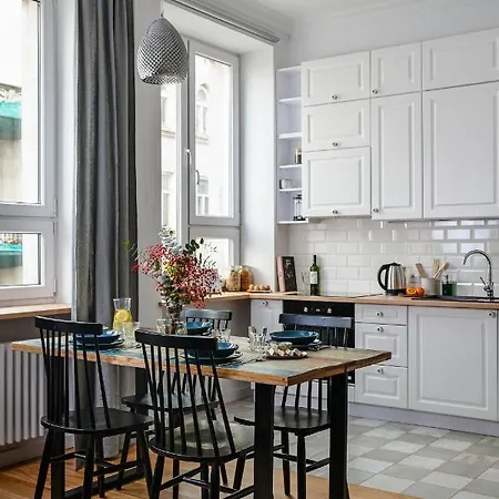 Oomph Supreme * 华沙