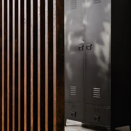 Oomph Supreme Apartment *